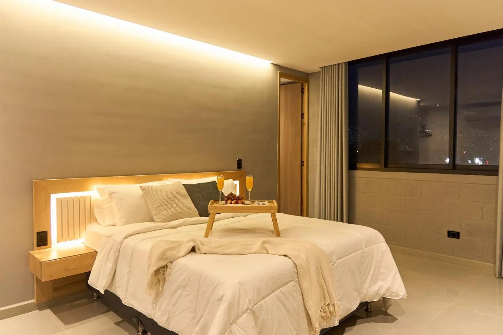 Charming Stadio Retreat Rosa Negra Aparta-Suite Medellín Appartement